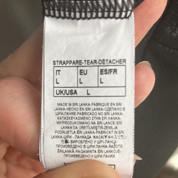 Faux leather leggings by Calzedonia large - Picture 4 of 6